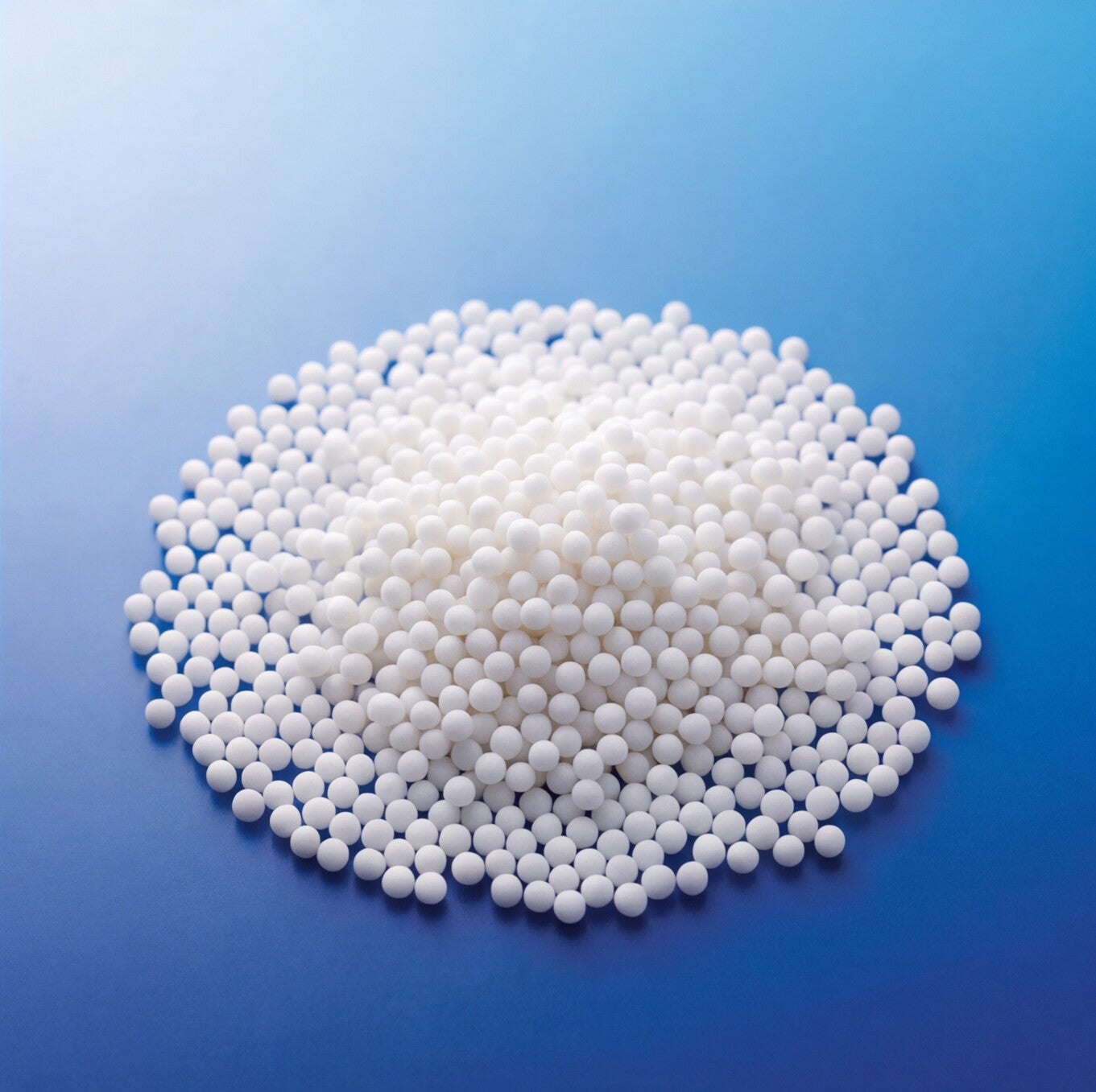 Dissolving Beads - White